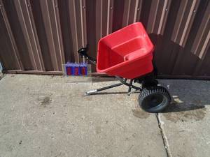 Earthway tow behind spreader. 20 x 14 x 12. Lightly used. As shown.