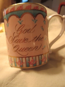 QUEEN ELIZABETH 80TH BIRTHDAY TANKARD ( MUG)