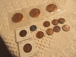 1943 STEEL WHEAT PENNY, 9 WHEAT PENNIES, HARRY S. TRUMAN INAGURATION TOKENS