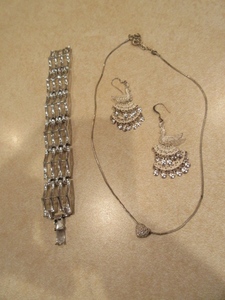 STERLING FILAGREE PEACOCK PIERCED EARRINGS, A SILVER NECKLACE AND BRACELET