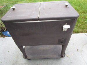 Patio cooler, rolling aluminum, dou...