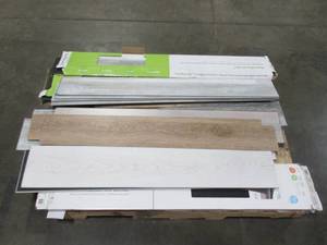 lot 313 image: WHOLESALE MIXED PALLET OF MISCELLANEOUS LAMINET FLOORING