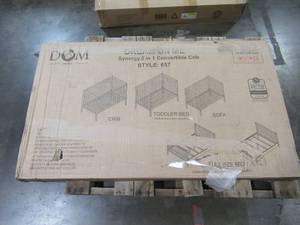 lot 336 image: Dream On Me 5-in-1 Convertible Crib Model657-W