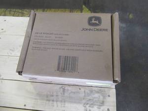 lot 354 image: John Deere 42lb Rear Weight, BG20029 - Unclaimed Freight.