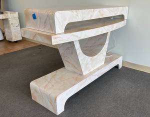 lot 11 image: Large Convertible UV Nail Drying Station  