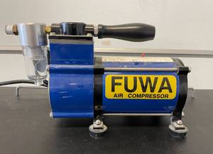 lot 36 image: Small Air Compressor for Airbrushing