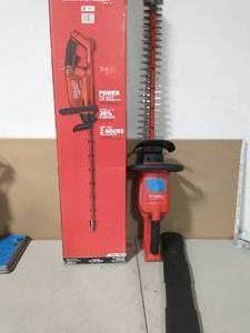 MILWAUKEE M18 FUEL 24 in. 18-Volt Lithium-Ion Brushless Cordless Hedge Trimmer (Tool-Only)