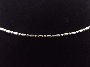 lot 21 image: .925 Sterling Silver Step Bead Necklace