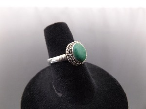 lot 43 image: .925 Sterling Silver Malachite Cabochon Ring Size 6.5