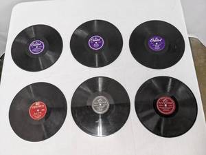 lot 14 image: Vintage 78 rpm Records 10 - Sounds from the 1950s