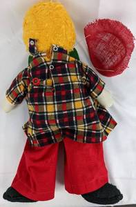 lot 16 image: Vintage Laughing Gund Swedlin Clown Doll with Crank & Box