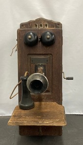 lot 110 image: Julius Andree & Sons Iconic Antique Wall Telephone