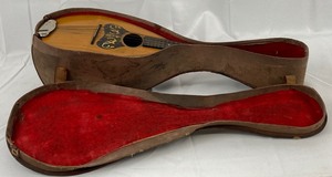 lot 118 image: Lyon and Healy Vintage Bowlback Mandolin and Case