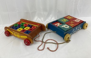 lot 117 image: Vintage Wooden Block Pull Toys - Playskool