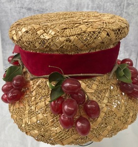 lot 127 image: 2 Vintage Straw Hats and Hat Box