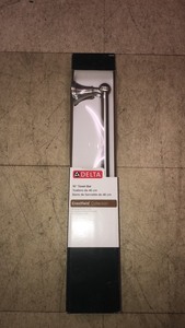 Delta Crestfield 18 in. Towel Bar in Brushed Nickel
