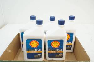 SAE -30 motor oil