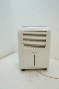 Soleus air dehumidifier