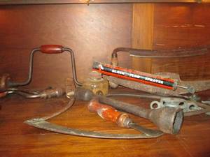 lot 51 image: Vintage Hand Tools sprayer and more...