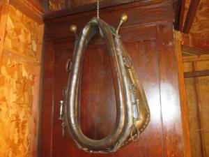lot 62 image: Horse collar in nice condition...