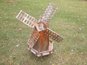 lot 83 image: Wood windmill 44 to top of blade...