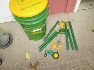 lot 91 image: John Deere seat bucket and wind Chi...