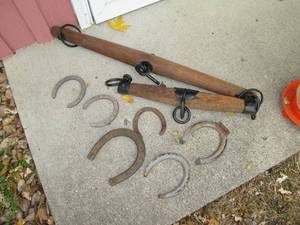 lot 93 image: Vintage Horse accessories...