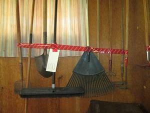 lot 100 image: Shovels, Rakes, brooms, Garden tool...