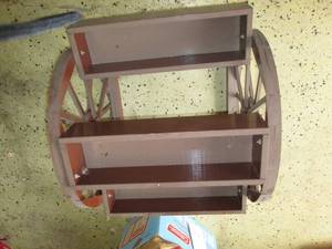 lot 102 image: Wheel garden after with 3 compartme...