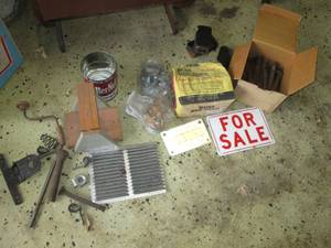 lot 105 image: Lot of Assorted hardware Railroad s...