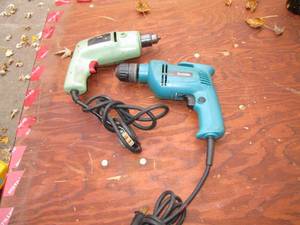 lot 130 image: 2 Electric drills...