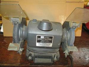 lot 140 image: Craftsman 13 hp Bench Grinder...