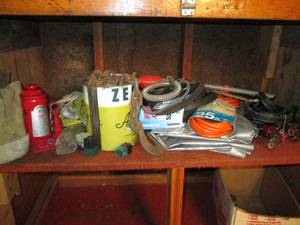 lot 155 image: Lot of automotive and garage items ...