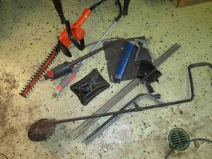 lot 161 image: Garage lot including Trimmer grease...