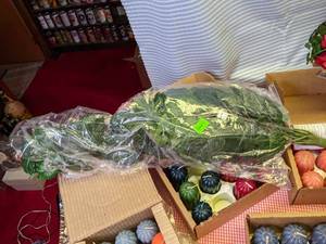 lot 246 image: Large Lot of Flowers & Candles...