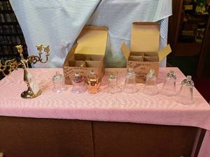 lot 248 image: Unused Brass Candlestick Holder wit...