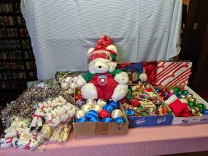 lot 344 image: Christmas decor and Marshal Fields ...