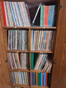lot 209 image: Large Cabinet 30.25 X 16.5 X 70.7...