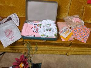 lot 214 image: Vintage Patterns and Material See ...