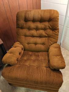 lot 181 image: Recliner Chair...