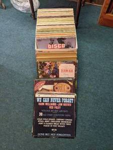 lot 315 image: Big box of Records (Doris day, Stev...