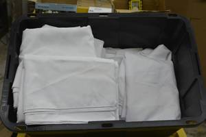 quantity of 12  90 x 156 table cloths plus handful of chair covers and 100 tea lights