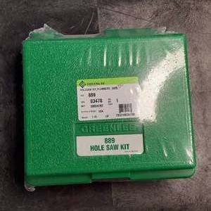 Greenlee 889 hole saw Kit...