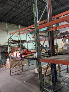 Pallet Racking includes 2 12 uprig...