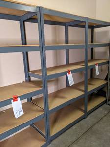 Metal shelf frame with particle boa...