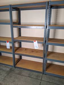 Metal shelf frame with particle boa...
