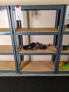 Metal shelf frame with particle boa...