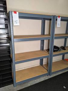 Metal shelf frame with particle boa...