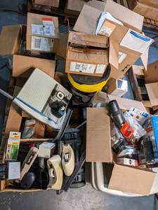 Big value pallet lot includes stapl...