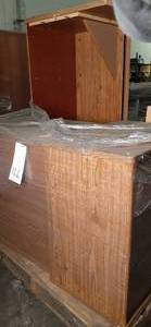 Lotof palletizing office furniture ...